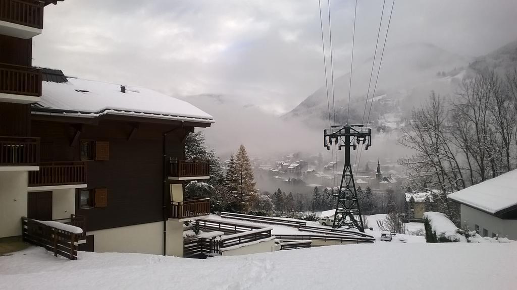Chalet La Piste Bleu แซ็งต์-แฌร์เวส์-เลส์-แบ็งส์ ภายนอก รูปภาพ